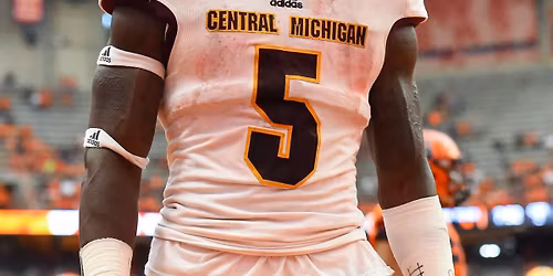 Central Michigan Chippewas at Kent State Golden Flashes Football at Dix Stadium