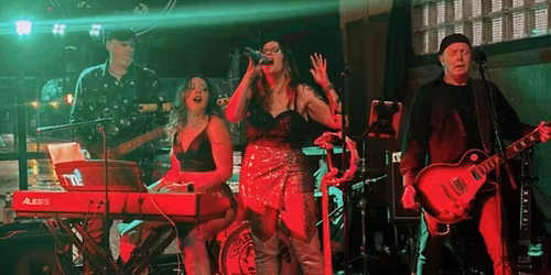 WhiskeyGypsy @ Ye Olde Cock'n'Bull!!