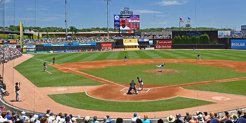 Parking Syracuse Mets at St. Paul Saints