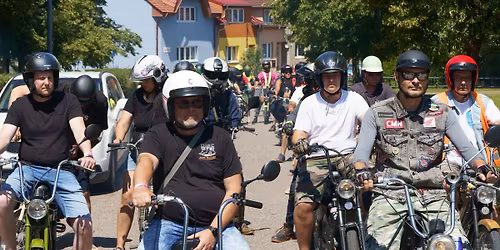 Mezin\u00e1rodn\u00ed sraz babett a moped\u016f 9. ro\u010dn\u00edk Brno Chrlice