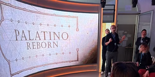 Palatino Reborn - Visita Esclusiva agli Studi Mediaset e al Rione Celio con Esperienza Multimediale