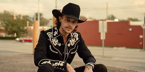 Tyler Halverson at Turntable - Indianapolis