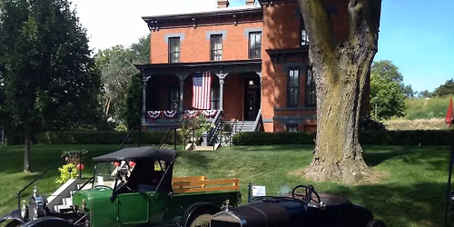 Vintage Wheels at the Fort