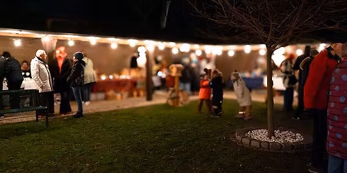 Adventsmarkt im Kreuzgang der Erzengel-Michael-Kirche