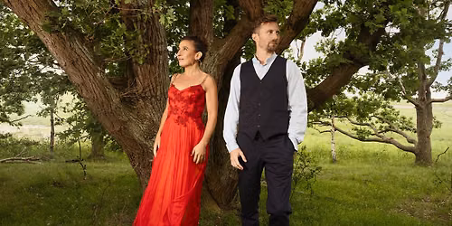 Firh\u00e6ndige klaverv\u00e6rker med Rikke Sandberg og Kristoffer Hyldig