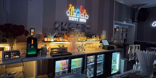 90\u2019s \u2013 2010\u2019s Mashup Party p\u00e5 Grand Bar!