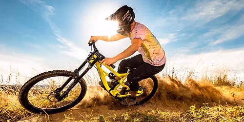 Vernis\u00e1\u017e v\u00fdstavy: Svoboda pohybu - Vojt\u011bch V\u00e1lek