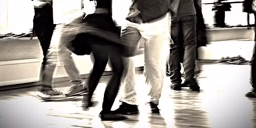 WROC\u0141AW (!) - OBERKOWY ZAWR\u00d3T G\u0141OWY - warsztaty polskich tradycyjnych ta\u0144c\u00f3w tr\u00f3jmiarowych (+1\/+2)