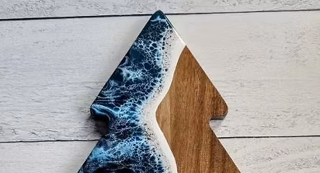Holiday Crafting - Ocean Resin Christmas Tree Board