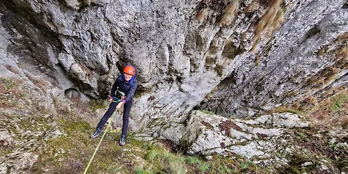 Rapel \u00een Canionul Or\u0103\u021bii \u2013 O aventur\u0103 captivant\u0103 