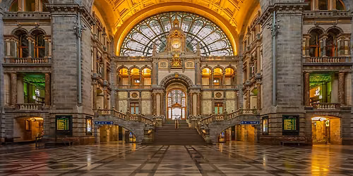 Station Antwerpen Centraal - Belgie