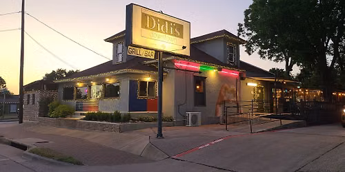 Noel Kerns Live at Didi's Downtown