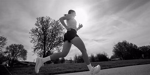lululemon Apache Mall and The Female Distance Runner.