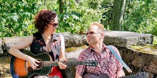 Concerts in the Courtyard: Erin Harpe Country Blues Duo