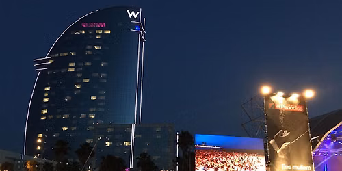 Classical Music on the Beach I - Cl\u00e0ssica a la platja I