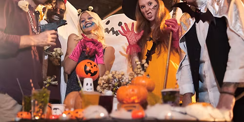 Club 90s -2000's Night Halloween Party at Brooklyn Bowl - Las Vegas