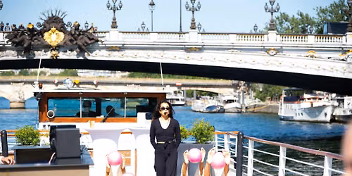 \u00c0 FLOT PARIS X MYIEVA Pilates Cruise Experience