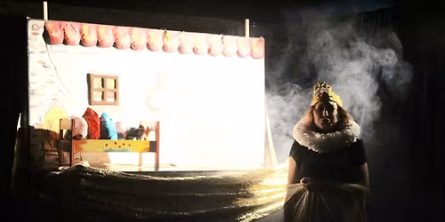 Divadlo KOR\u00c1B \u2013 Sn\u011bhurka a sedm trpajzl\u00edk\u016f