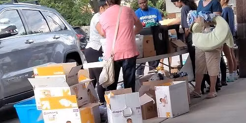 Des Plaines Diaper Giveaway