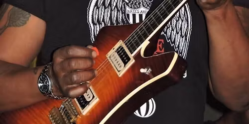 Pistol Pete at Mary's Place