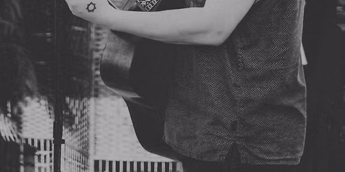 Live Music with Tai Jaxx Drury