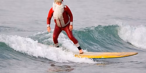 Coverack Christmas Day Swim run by Coverack Events
