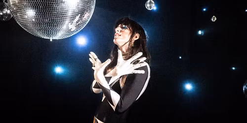 KL\u00c1RA VYTISKOV\u00c1 | VEGA TOUR | AND\u011aL MUSIC BAR