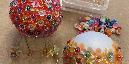 Crafty Kitschy Christmas in July!