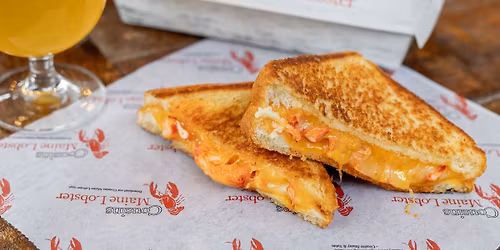 Cousins Maine Lobster Food Truck visits HUNTINGTON BEACH!!