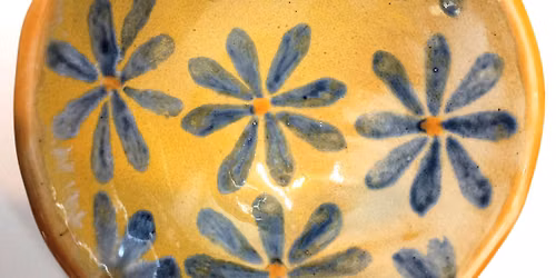 Bowls and more - clay building Class