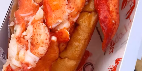 Cousin's Maine Lobster Food Truck