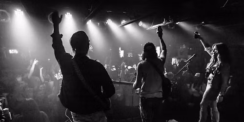 HHR @Six Strings Club