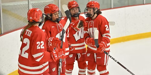 Wisconsin Badgers at St. Thomas Tommies Womens Hockey
