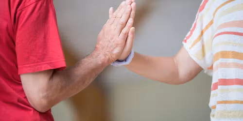 L\u2019espace du dire et du sentir - Un atelier-laboratoire autour du contact-improvisation