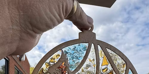 Recycled Glass & Resin Class at LaBanca Italian Resturant