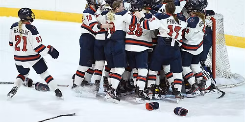 Syracuse Orange at Robert Morris University Colonials Womens Hockey at Clearview Arena