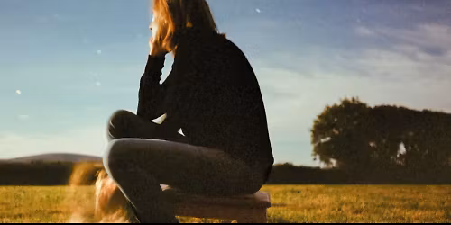 Beth Gibbons in \u5927\u962a\u5e02\u6d6a\u901f\u533a