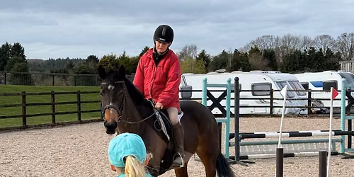 Clear round and confidence training at Pound green