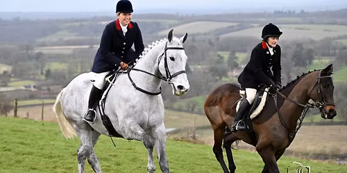 Rowles Farm, West Ilsley - Draghound Meet