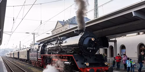 M\u00e4rchenhafte Dampflokfahrt durch Nordhessen