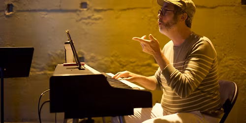 Une histoire politique des chants populaires europ\u00e9ens - Emmanuel Pesnot