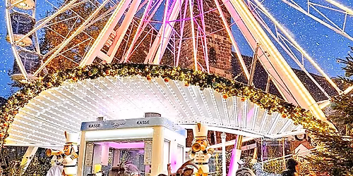 Anna, Elsa, Olaf & Sven am Winterdorf