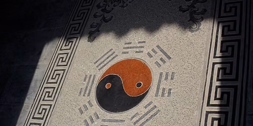 Daoist Meditation and Moving Qigong