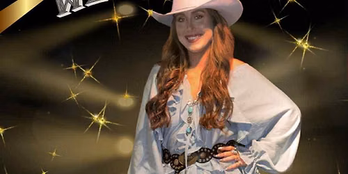 Country Singer - Chloe Loader
