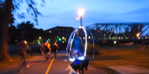 Burner Night Riders @ Tour la Nuit Montreal