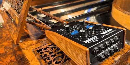Electrophone Salon - Effects Pedals & Processors