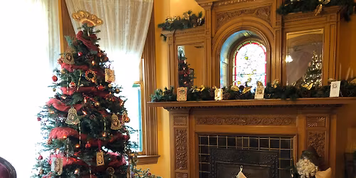 Deepwood Free Holiday Open House!