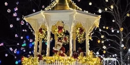 GALLIPOLIS in Lights 13th Park Lighting