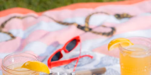 Cousins Maine Lobster \ud83e\udd9e at Farmville - Three Roads Brewing Company