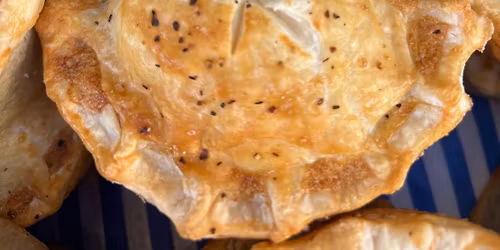 WEECOOK Pies at Dundee farmers market 